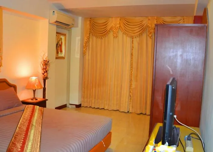 Silver Gold Garden, Suvarnabhumi Airport Hotel Bangkok