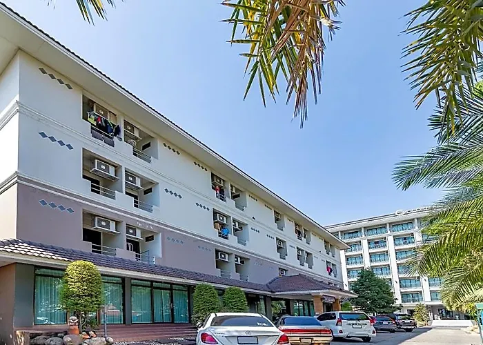 Silver Gold Garden, Suvarnabhumi Airport Hotel 3*