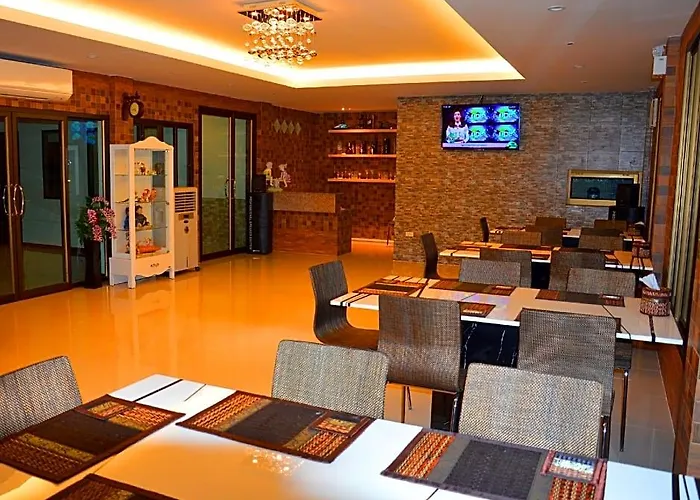 Hotel Silver Gold Garden, Suvarnabhumi Airport 3*