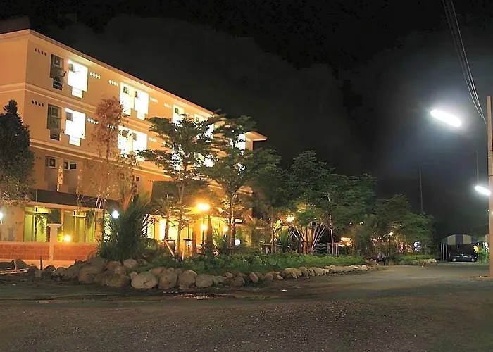 Hotel Silver Gold Garden, Suvarnabhumi Airport 3*