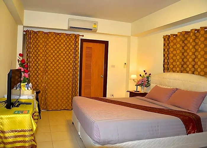 Silver Gold Garden, Suvarnabhumi Airport Hotel