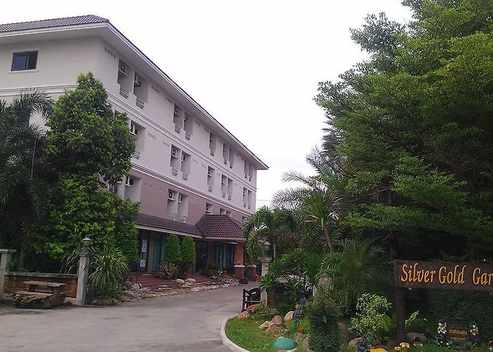 Silver Gold Garden, Suvarnabhumi Airport Hotel 3*