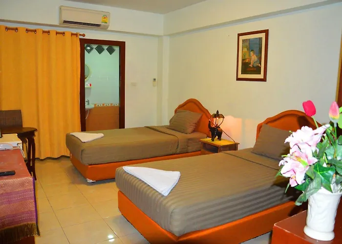 Hotel Silver Gold Garden, Suvarnabhumi Airport 3*