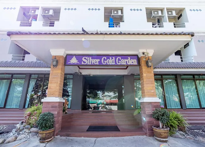 Silver Gold Garden, Suvarnabhumi Airport 3*