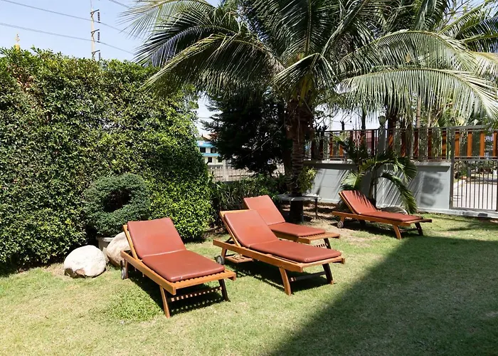 Hotel Silver Gold Garden, Suvarnabhumi Airport 3*